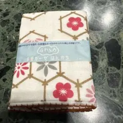 くろちく ふわふわ　8重ガーゼはんかち 花柄 25×25cmのサムネイル