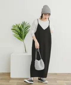 美品　アイテムズアーバンリサーチ キャミワンピース 黒 マキシワンピース