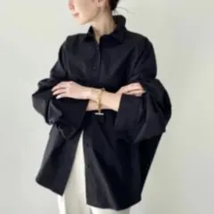 アパルトモン GENTLEWOMAN SHIRT シャツ　ブラウス　ブラック