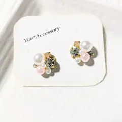 A-251　ハンドメイド☆ビジューピアス／イヤリング