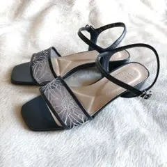 DIANA 濃紺 アンクルストラップサンダル　お値引き交渉賜ります
