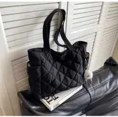 ✨️新品未使用✨️トートバッグ キルティング ナイロン 軽量 大容量 カジュアル 黒