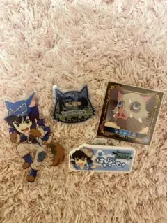 鬼滅の刃 嘴平伊之助 ハロウィンアクリルスタンド きめつ食堂ネームバッジ シール