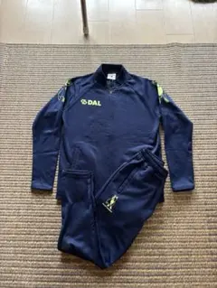 サッカージャンキー　DAL 裏起毛ネイビー ジャージ　Sサイズ