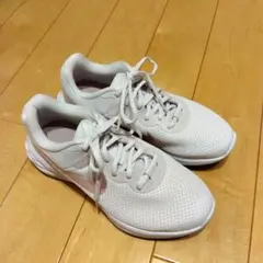Nike メッシュ ピンク スニーカー　23cm　ナイキ　レボリューション6