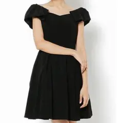 リリーブラウン　オフショルフリルワンピース　ブラック