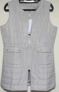 中綿ベスト　ベージュ　Ｓサイズ　新品未使用タグ付き