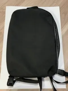 ユニクロ　3WAYスマートバッグ　ブラックのサムネイル