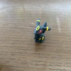 ポケモン　ポケモンゲットコレクションズ　ブラッキー　フィギュア