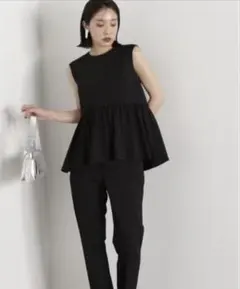 ナチュラルビューティーベーシック　ペプラムトップス＆パンツ23AW