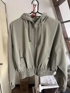 ZARA フード付きカーキジャケット XS