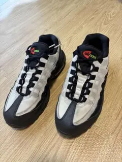 Nike Air Max 95 ブラック/ホワイト/グリーン