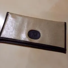 POLA　二つ　折り　長財布　ベージュ　＆　ブラウン系カード　ケース　有り　財布のサムネイル