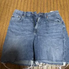 デニムフリンジヘムショートパンツ