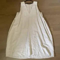 【週末sale☆】nestrobeブラックリネンバックVネックワンピース