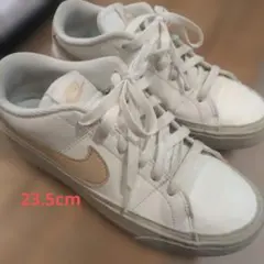 NIKE スニーカー ホワイト×ベージュ