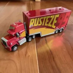 トミカ⭐︎カーズ マック トレーラー RRCタイプ