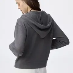 GU ループヤーンフルジップパーカー　M