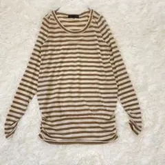アンタイトル 長袖カットソー　ボーダー　Uネック　 クシュ袖　大人カジュアル