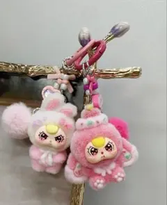 【ハンドメイド新作】可愛い キーホルダー　2個セット　プレゼント付き
