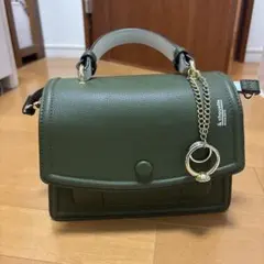 &choueue ショルダーバッグ