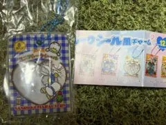 サンリオキャラクターズ　シャカシャカフレークシール風チャーム　あひるのペックル