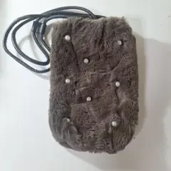 ブラウンファーショルダーバッグ