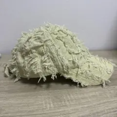 フリンジキャップ 淡い黄緑色