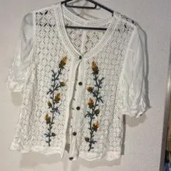 ホワイト刺繍入りカーディガン 半袖