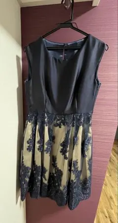 ネイビー ベージュ 刺繍 Aライン ドレス