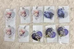 ゆめくろ アルマ チリア ハート連結アクリルチャーム - メルカリ