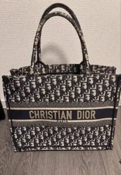 Christian Dior ブックトートミディアム