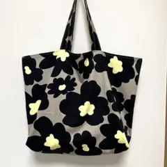 172大きめトートバッグ　ハンドメイド　花柄