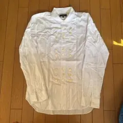 ギャルソン ボタン装飾ドレスシャツ