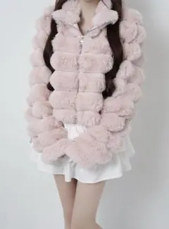 Lumi puff kirakira bijou fur coat ルミニョン ルミニョンLumi puff kirakira bijou fur coat - メルカリ