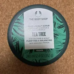 THE BODY SHOP TEA TREE スクラブ入りヘアシャンプーのサムネイル