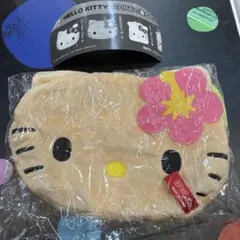 C-pla限定　ハローキティface巾着&ポーチコレクション　日焼け　ガチャ