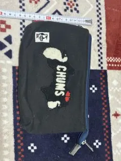 CHUMS ペンギン刺繍 ポーチ 黒 四国限定