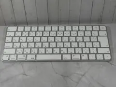 Apple Magic Keyboard A2450（ホワイト）