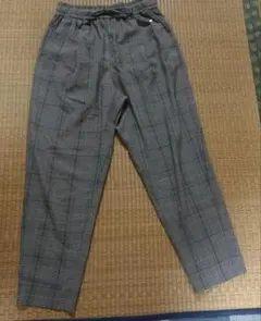 【GU】グレー系　チェック柄パンツ　Sサイズ