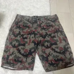 DC カモ柄ストレートショートパンツ w34のサムネイル