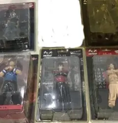 シ*ロ様 クローズ&WORST ＱＰ石田小鳥 ５種類フィギュアセット 未開封４開のサムネイル