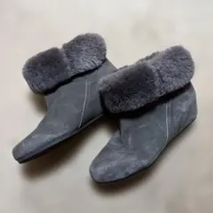 carino カリーノ ブーツ ムートン ショート 靴 グレーのサムネイル