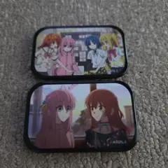 ぼっち・ざ・ろっく! in SMILE BASE CAFE スクエア缶バッジ