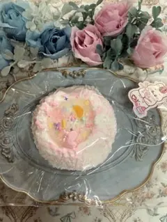 最終値下げ　3X XXXゆめかわ うさぎチャーム付きスクイーズ