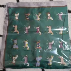 【新品未使用】馬柄風 スカーフ 大判 70×70cm 緑 バンダナ ヘアアレンジ