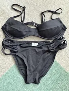 ハワイ購入♡Pualani プアラニビキニ ブラック XSのサムネイル