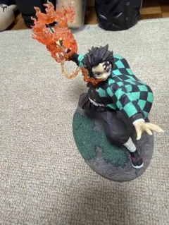 鬼滅の刃　炭治郎 戦闘ポーズフィギュア