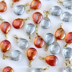131.ティアドロップガラスビーズ　30個