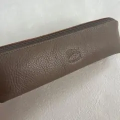 イルビゾンテ　レザー　ペンケース　筆箱　イタリア製　ゴールド金具　シボ革のサムネイル
